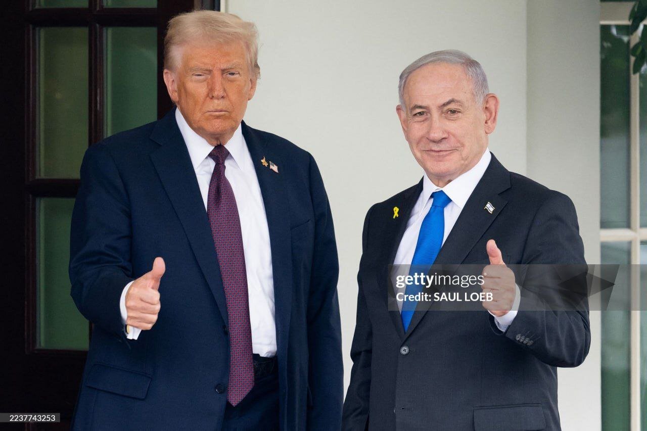 نگاههای خاص نتانیاهو به ترامپ در ورودی کاخ سفید+ عکس