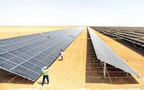 این سقفها برق میسازند! | بزرگترین نیروگاههای خورشیدی مسقف در شهرهای ایران افتتاح شد