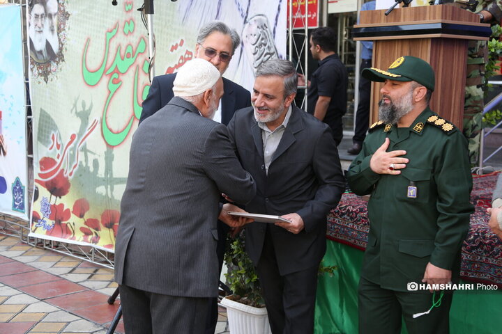 آیین رونمایی و نصب تابلو های سر درب کوچه ها وتابلو های پرچمی جدید پایتخت