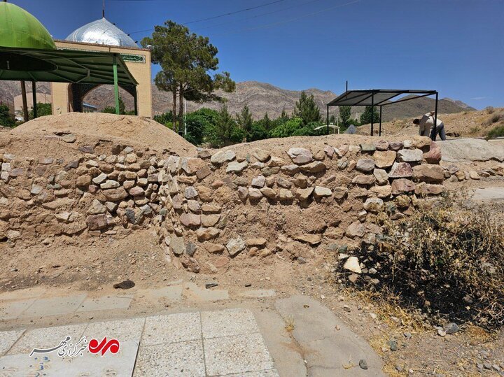 قبرهایی با جسد امانی | این مردهها دفن نمیشوند + تصاویر