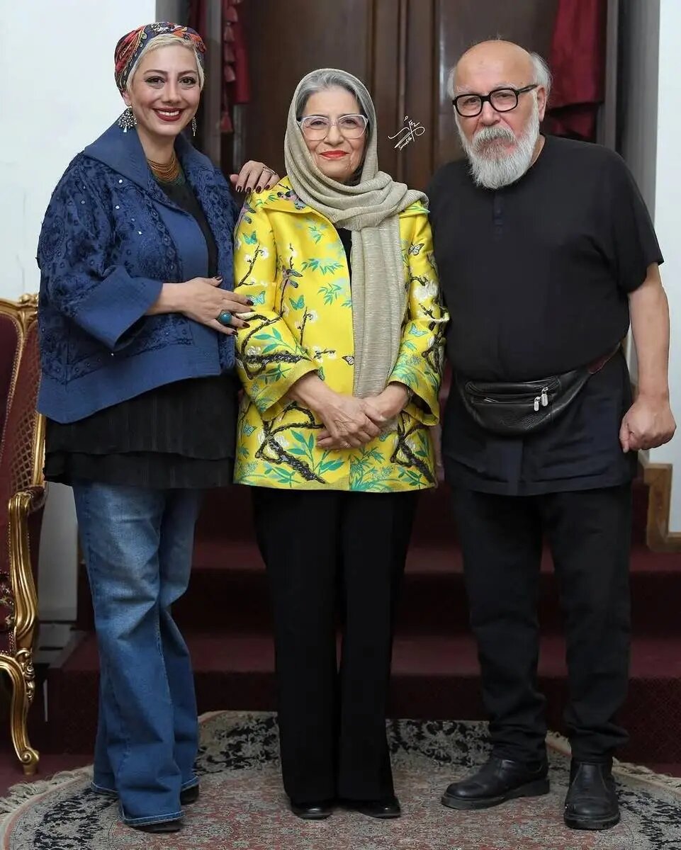 علیرضا داوودنژاد و خانوادهاش در یک مراسم رسمی | تصاویر