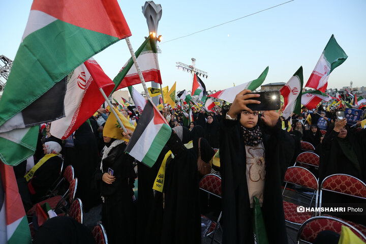 مراسم بزرگداشت شهدای مقاومت «انا علی‌العهد»