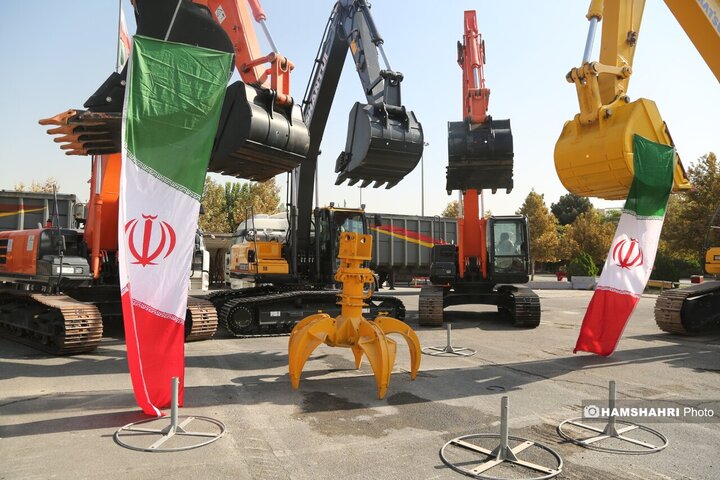 آیین رونمایی از بزرگترین مجموعه ماشین آلات تخصصی خدمات شهری