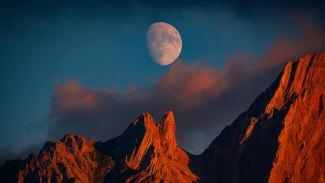 فرصت طلایی برای علاقه‌ندان به نجوم، فردا  ابرماه پاییزی ۲۰۲۵ را از دست ندهید