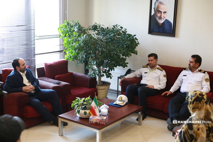 حضور رئیس پلیس راهور تهران بزرگ در موسسه همشهری