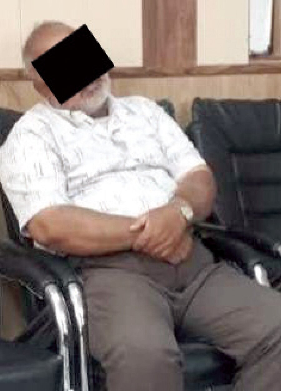 سوءاستفاده عجیب مرد رمال از کودکان غزه | شگردی که از تلویزیون یاد گرفت | فقط چهارشنبهها سید میشوم! + عکس