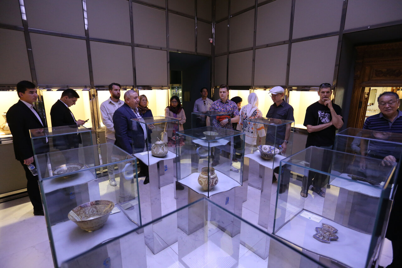 تهرانگردی دیپلمات ها