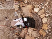 پیدا شدن کفش‌های چوبی ۲ هزار ساله در چاه! + عکس