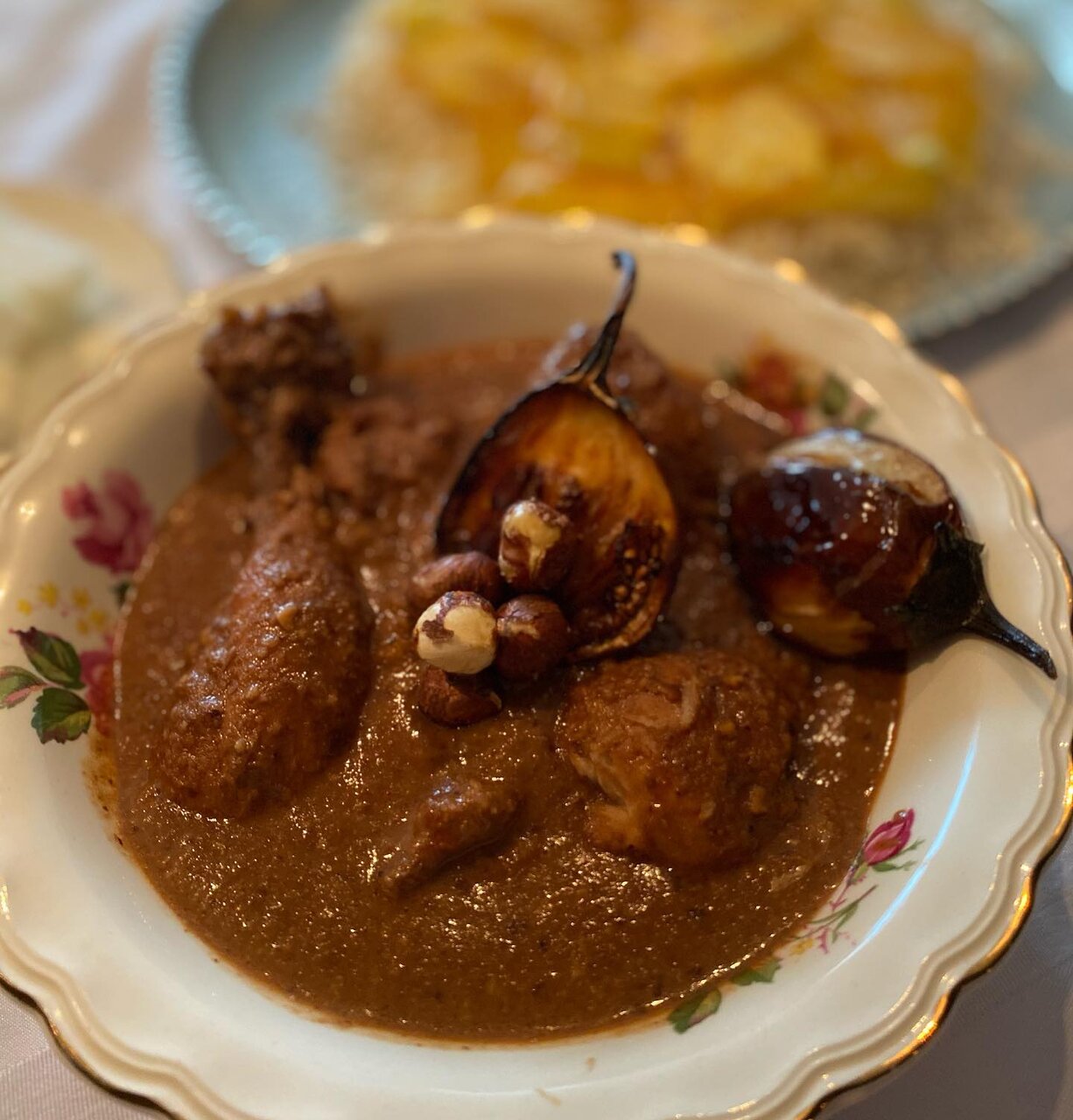 طرز تهیه فندق قاتق ؛ طعمی فراموش شده از دل جنگل های گیلان