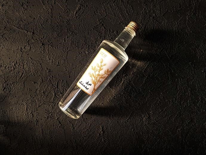 آشنایی با خواص و فواید عرق بیدمشک برای سلامت بدن