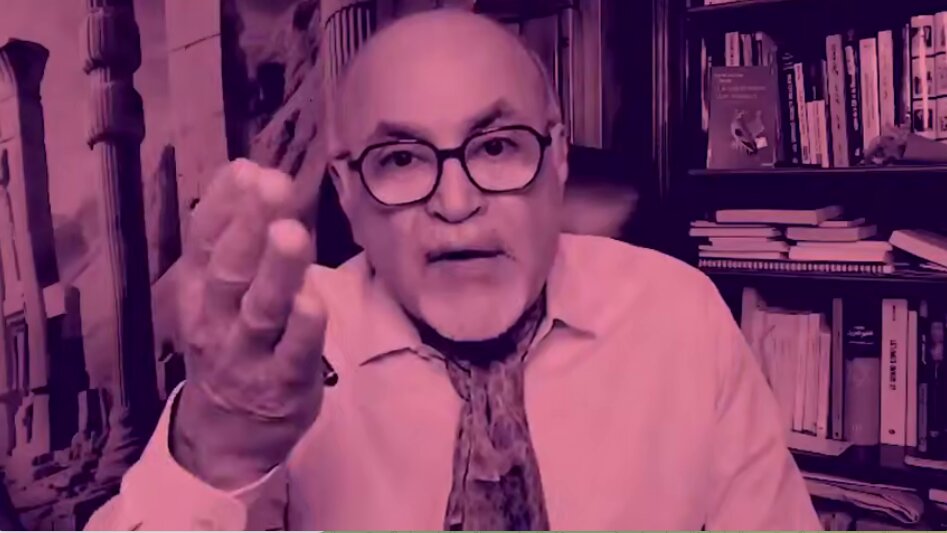  افسر سابق رژیم پهلوی سرجاسوس و سردسته بزرگ خائنان را معرفی کرد + ویدئو | فریادهای او را ببینید