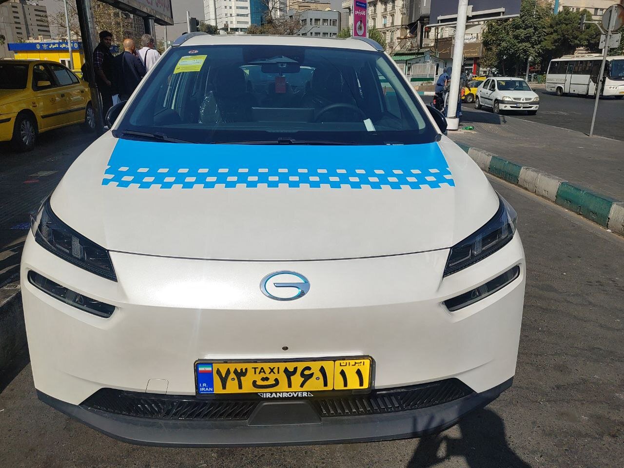 آغاز فعالیت ۱۰۰ دستگاه تاکسی برقی شاسی بلند در تهران