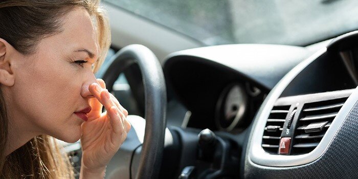 علت بوی بد بخاری خودرو چیست ؟ ؛ دلایل اصلی و روشهای رفع آن