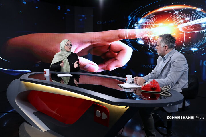 همه چیز درباره اولین روبات وکیل ایرانی