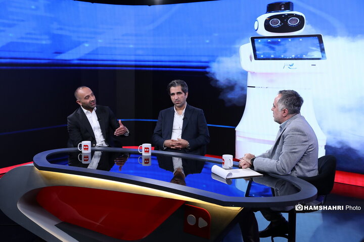 همه چیز درباره اولین روبات وکیل ایرانی