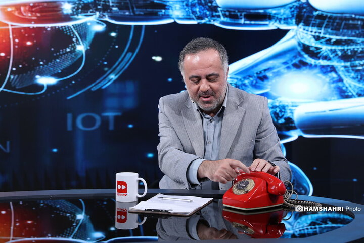 همه چیز درباره اولین روبات وکیل ایرانی