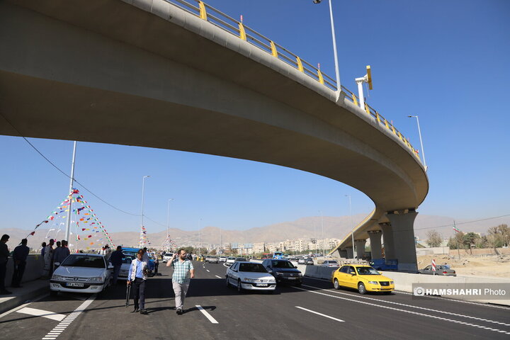 افتتاح