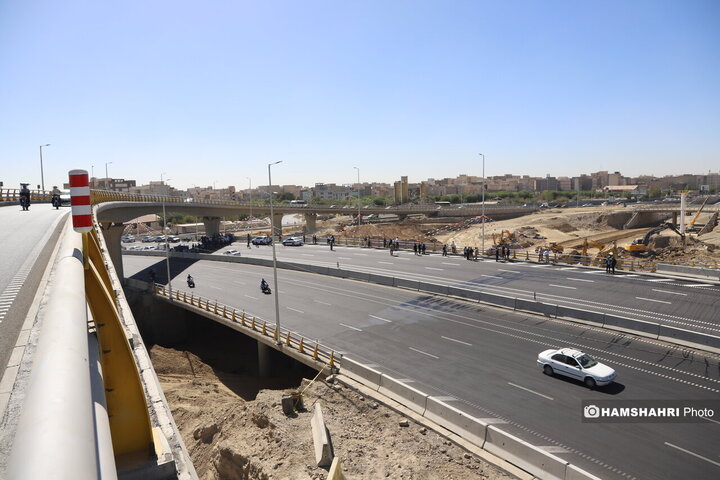 افتتاح