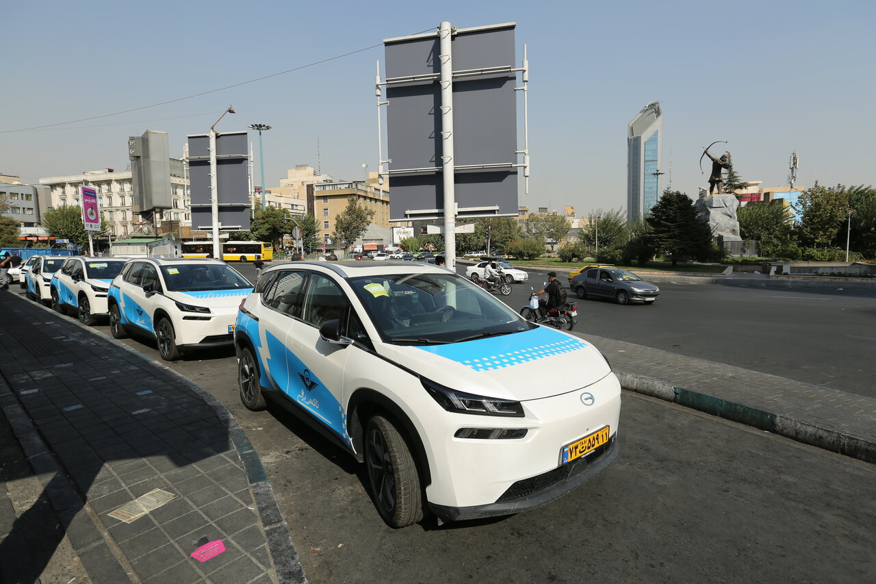 واگذاری تاکسی‌های برقی به تاکسی اولی‌ها تخلف نیست