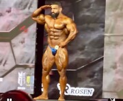 سلام نظامی هادی چوپان روی استیج بحث برانگیز شد؛ فیگورهای نهایی گرگ پارسی تعیین کننده خواهد بود + فیلم