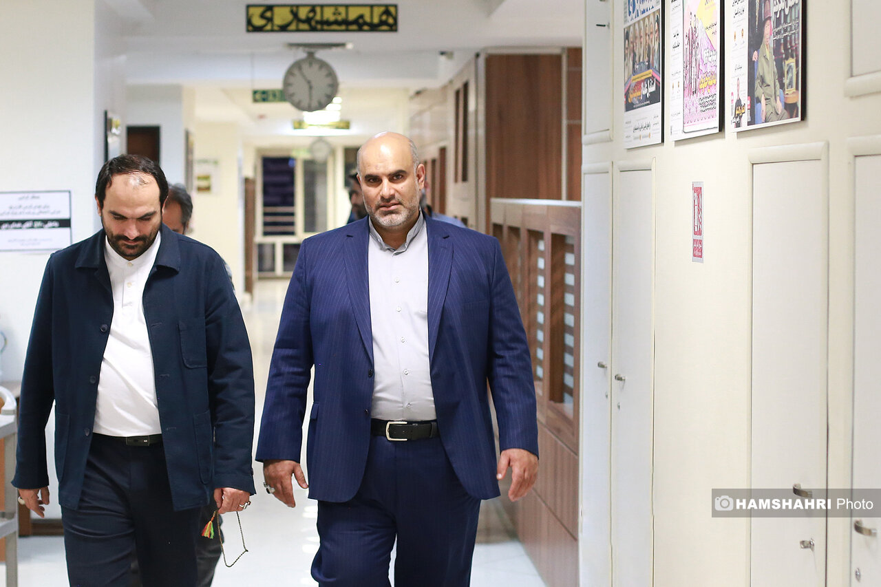 همشهری آنلاین – بازدید معاون شهردار تهران از همشهری همشهری آنلاین – بازدید معاون شهردار تهران از همشهری