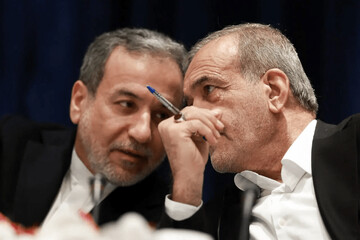 گزارش عراقچی از مذاکرات با آمریکا و حواشی آن به رئیس جمهور