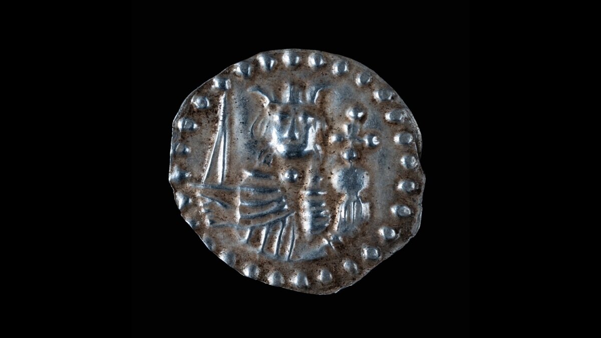 این مرد به جای «کرم» گنج پیدا کرد + عکس