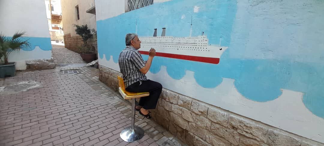 این مرد دریا را به کوچه های بوشهر آورد + تصاویر