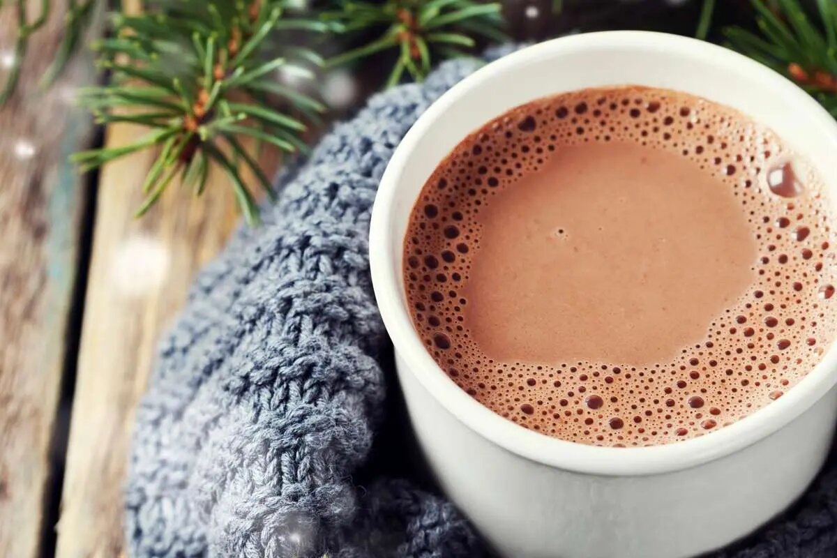 چای شکلاتی؛ نوشیدنی داغ و خوشمزه پاییزی