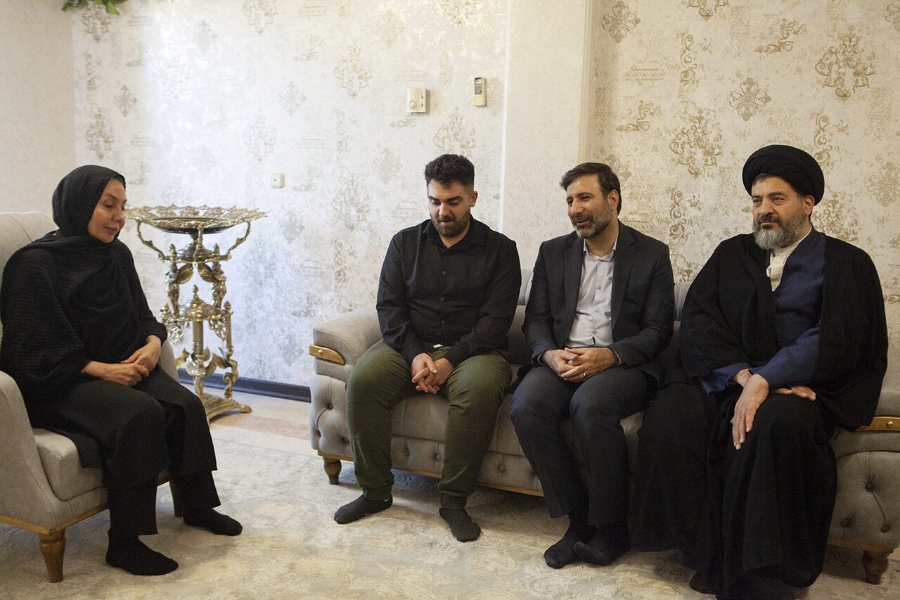 دشمن صهیونی با حمله به بیمارستان و زندان نشان داد به هیچ یک از قواعد اخلاقی و قانونی پایبند نیست/ «یاحسین (ع)»؛ آخرین کلام شهید ناظر شورای نگهبان