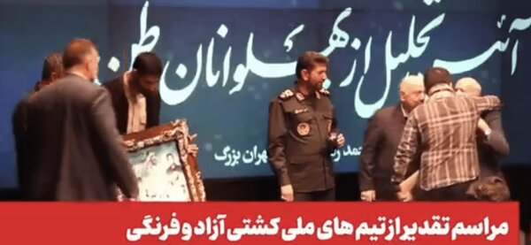 هدیه خاص فرمانده ارشد سپاه به سرمربیان تیم های ملی کشتی فرنگی و آزاد تیم ملی کشتی