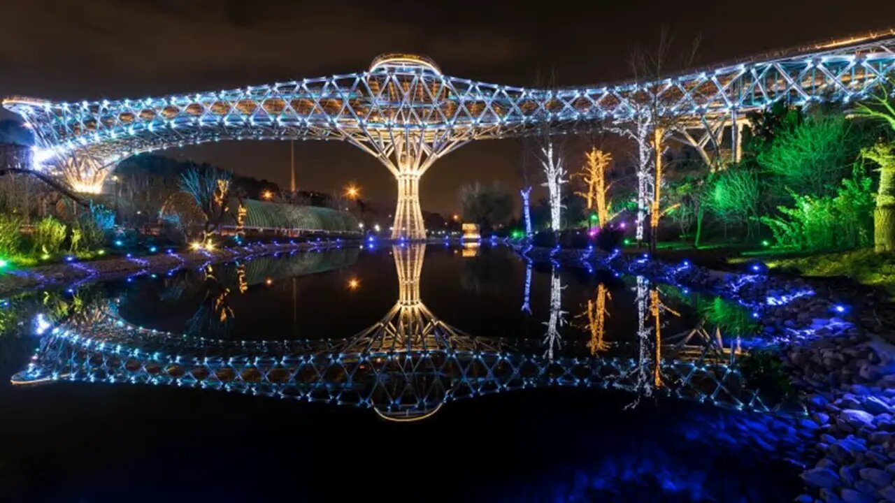 سازه مدرن تهران که پلی به سوی زیبایی های شهر است