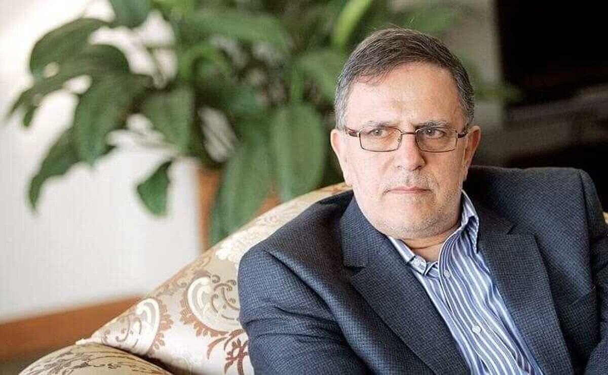 افشاگری سیف علیه روحانی درباره سکه‌های بانک مرکزی 