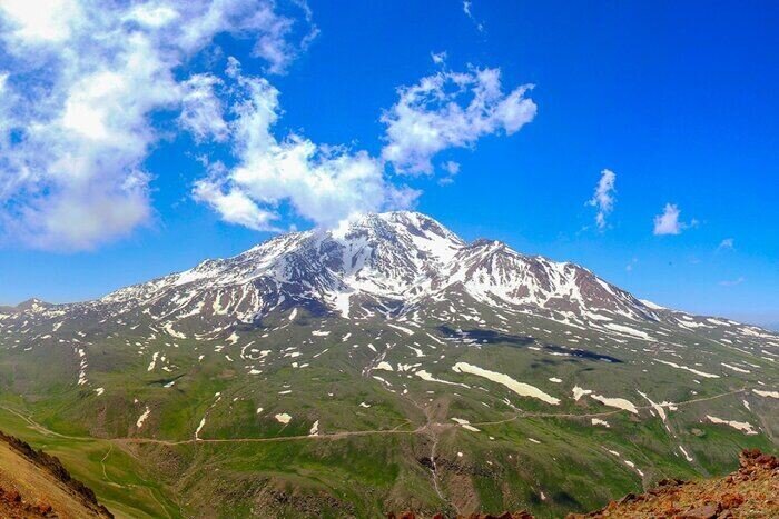 این عروس کوه‌های ایران است 