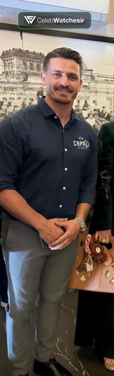 قاب لوکس دو ستاره؛ ساعت ۵,۵۰۰,۰۰۰,۰۰۰ تومانی وریا غفوری در دیدار با علی دایی | عکس