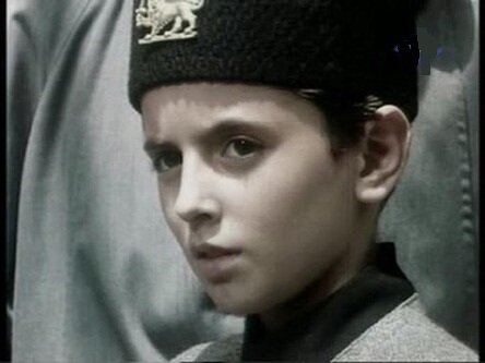 بازیگران زنی که تجربه بازی در نقش مردان را داشتند | آزیتا حاجیان، رویا تیموریان و حالا الناز شاکردوست+ عکس