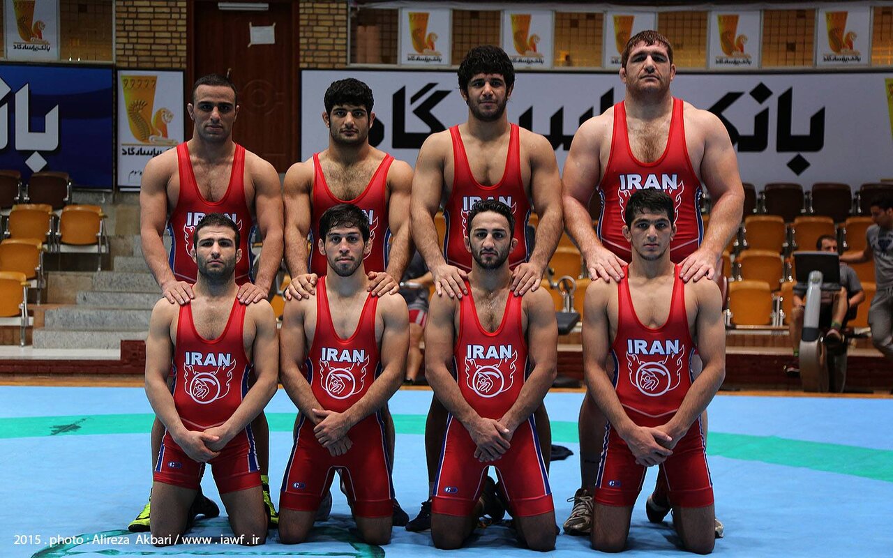 رسمی | ایران قهرمان مسابقات کشتی سال ۲۰۱۵ شد | روس‌ها جام قهرمانی را باید به تهران بفرستند