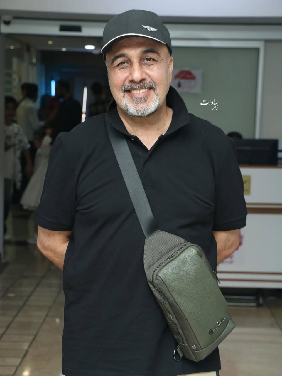 استایل خاص بهزاد خلج، رضا عطاران و عباس جمشیدی فر در اکران مردمی یک سریال | تصاویر