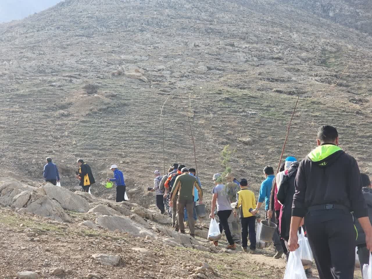 کوه‌پیمایی پاییزی در ارتفاعات تهران