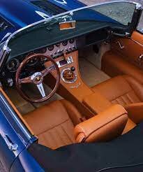 کشفیات و فناوریهای نو در دنیای ماشینهای کلاسیک | از بازسازی فراری ۱۹۵۲ با چاپ سهبعدی تا موج جهانی رستومد