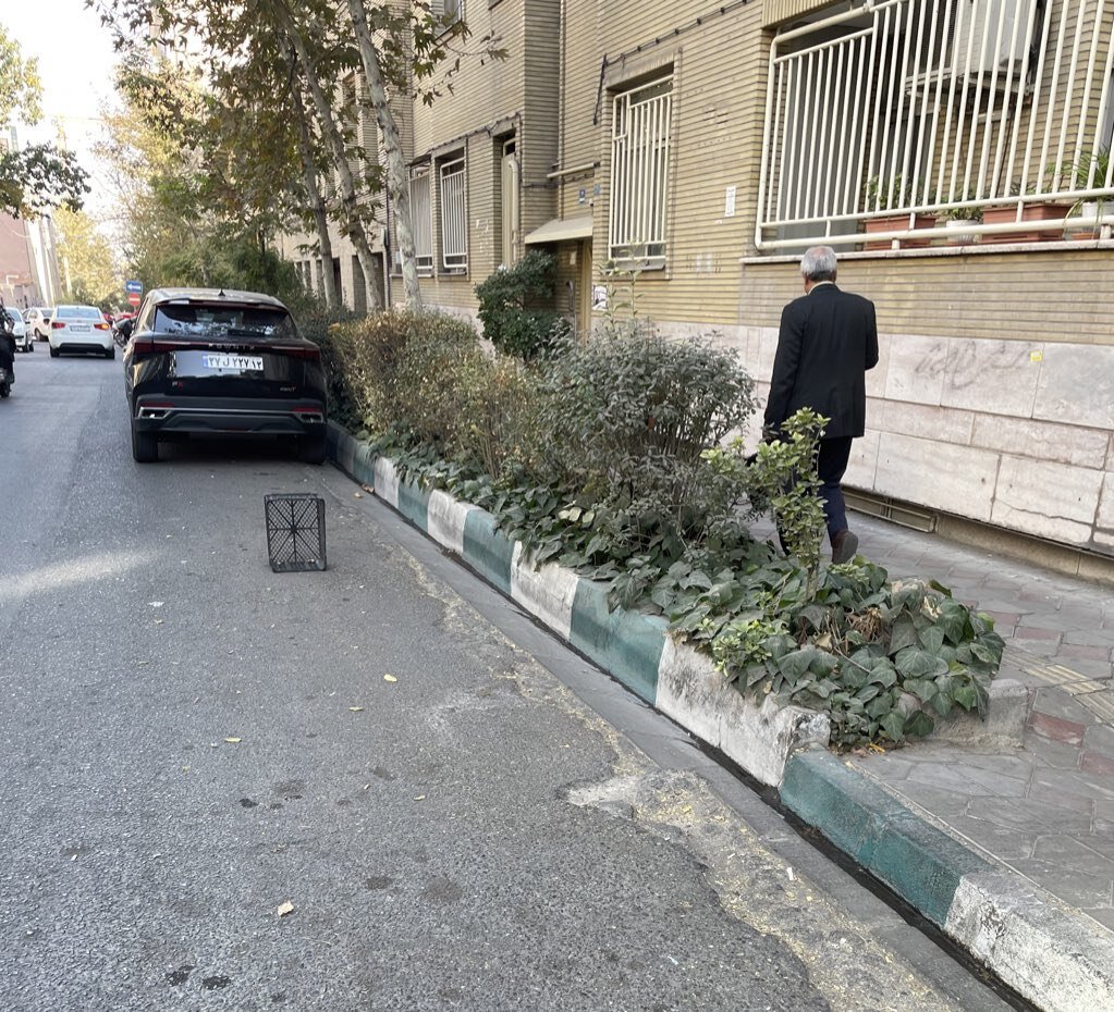 خیابان فروشی در روز روشن! شهری