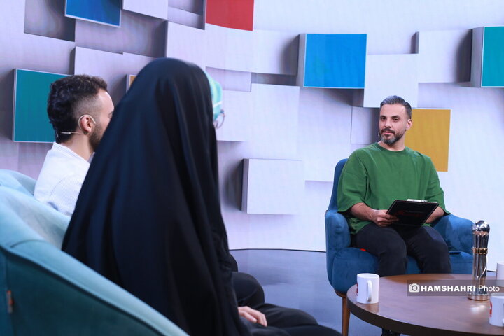 گفتگوی تماشاگر با مرد سال آسیا