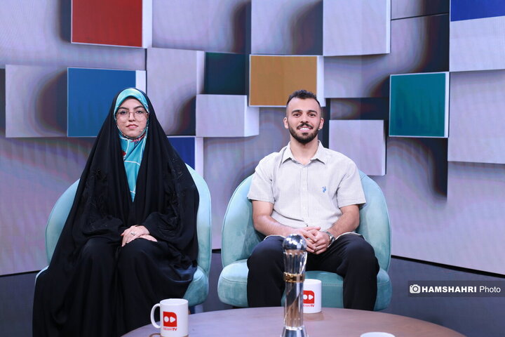 گفتگوی تماشاگر با مرد سال آسیا
