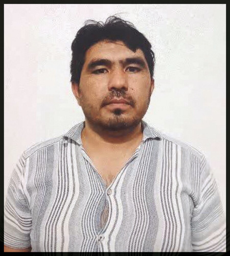 این شوهر بیرحم و قاتل را شناسایی کنید | سلاخی زن جوان با ۱۷ ضربه چاقو + عکس