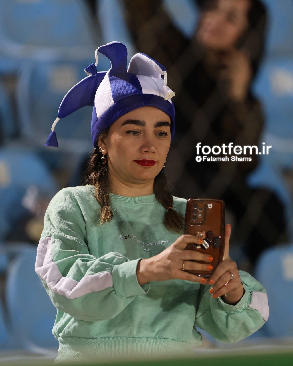 تصاویری از هواداران زن استقلال در روز پیروزی مقابل مس رفسنجان | تصاویر