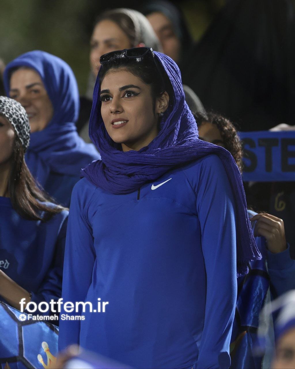 تصاویری از هواداران زن استقلال در روز پیروزی مقابل مس رفسنجان | تصاویر