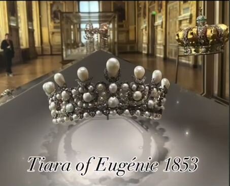 جواهراتی که از موزه لوور دزدیده شد | تصاویر و جزئیات