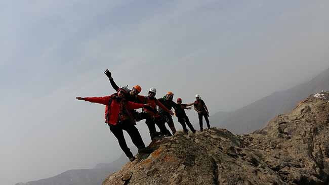 آشنایی با معروف ترین و بهترین قله های تهران برای کوهنوردی