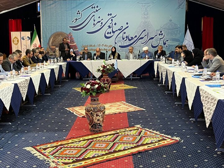 تکمیل زنجیره ارزش صنایع دستی با ابلاغ یک سند مهم صنایع دستی