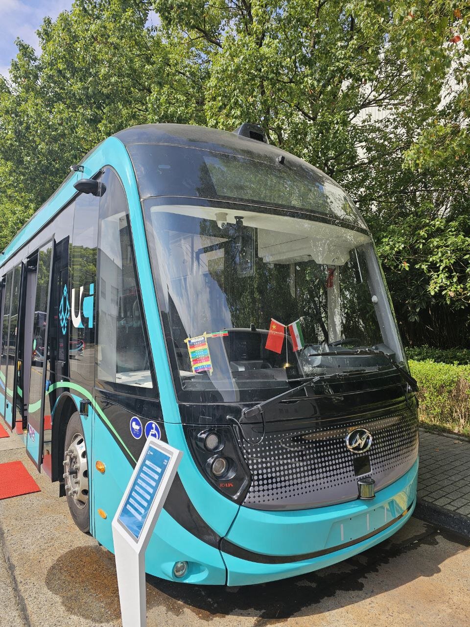 آغاز فعالیت متروباس های جدید تهران از اسفندماه +تصاویر